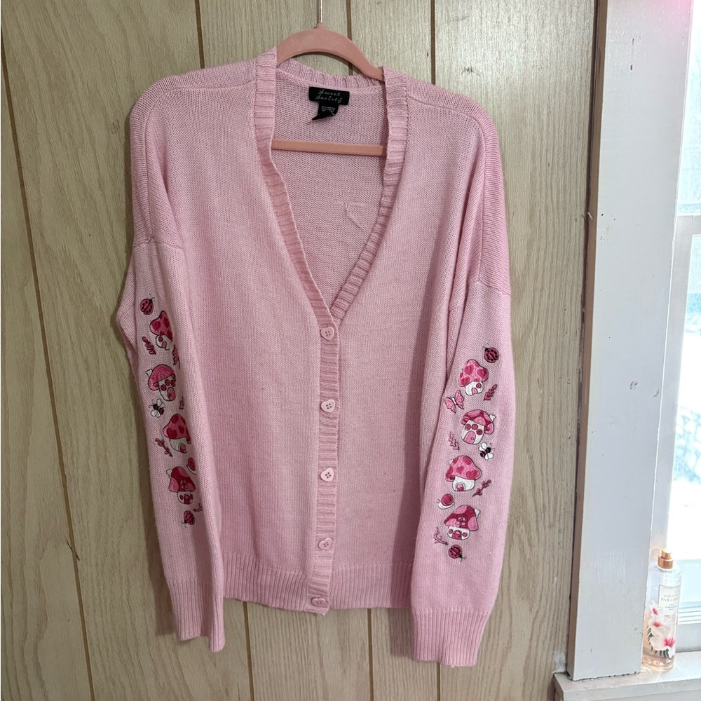 Elegant Pink Cardigan with Floral Details